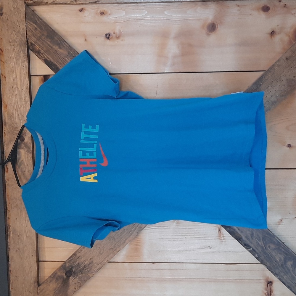 Nike Tee
